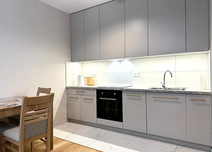 アパート Wichrowa - Parking - Self Check-in 20h ヴロツワフ