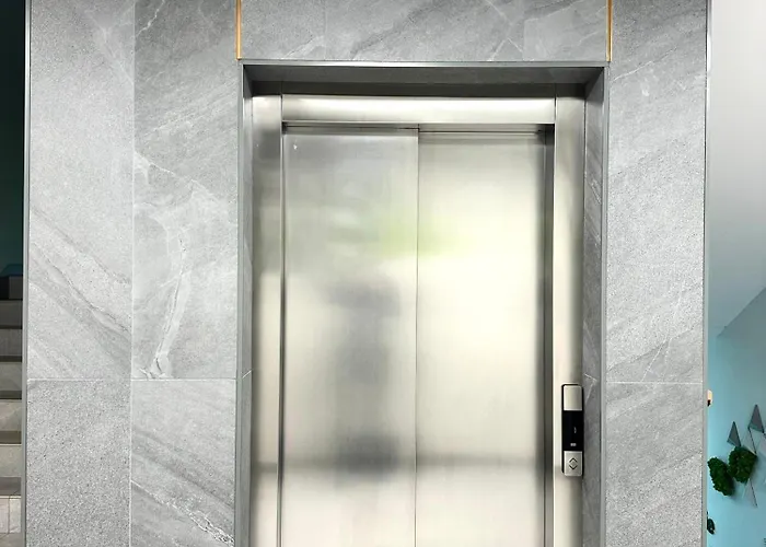 아파트 Wichrowa - Parking - Self Check-in 20h